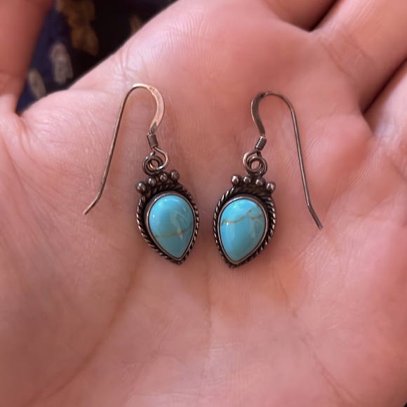 Real silver turquoise teardrop earrings - Picture 2 of 2